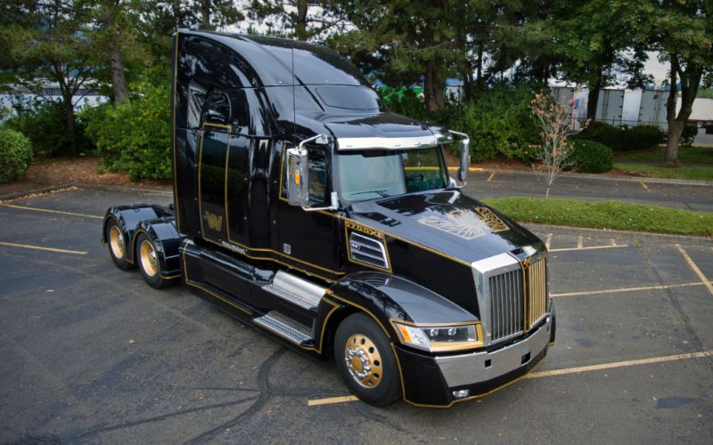Western Star Pays Tribute To Smokey And The Bandit Iepieleaks