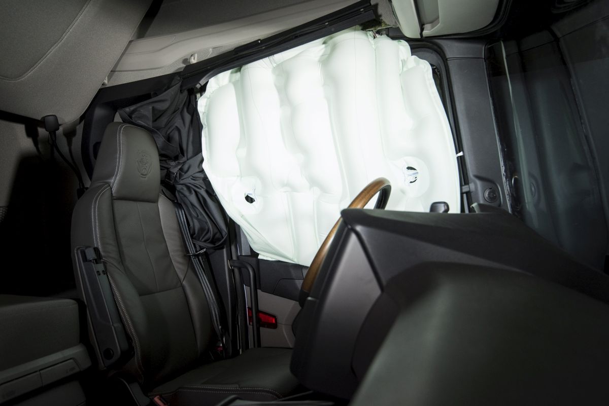 Rollover side curtain for new Scania generation – Iepieleaks