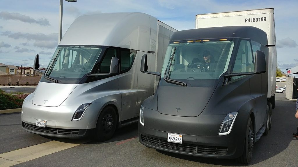 Tesla semi trucks on the road – Iepieleaks